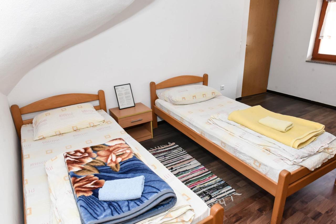 Sobe Sa Kupatilom Jajce Jajca Kültér fotó