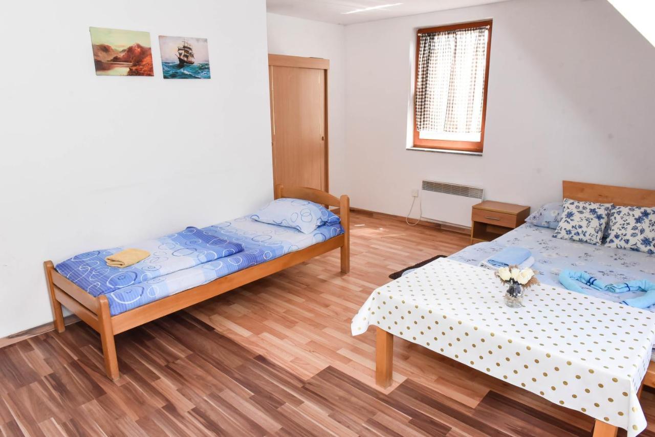 Sobe Sa Kupatilom Jajce Jajca Kültér fotó
